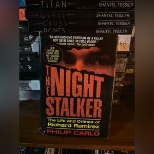 The Night Stalker Book by Philip Carlo